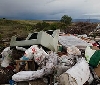 Gurelur denuncia el vertedero ilegal de residuos, que está afectado a campos de cultivo en Lazagurria, sin que la administración ambiental trabaje para evitarlo